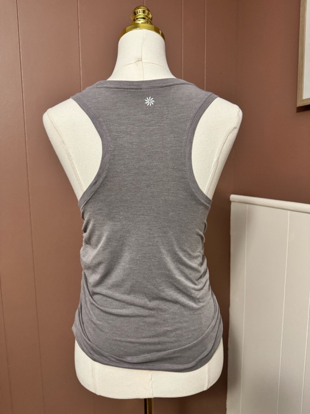 Athleta Gray Scoop Neck Ruched Tank Top - Picture 2 of 12
